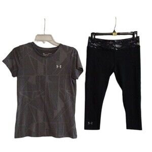 Under armour gray small top & leggings